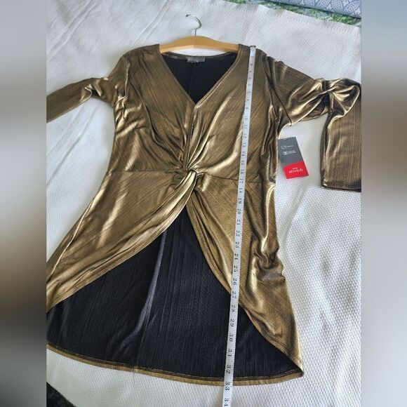 BOLD Elements metallic gold front knot high low blouse - Picture 7 of 10